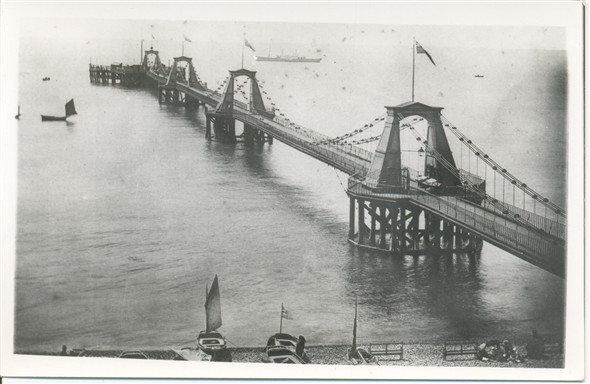 Photo:S1774 - Chain Pier, 1895
