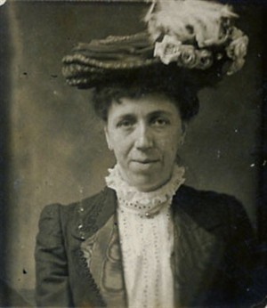 Photo:Clara in the 1900s