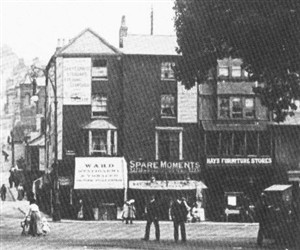 Photo:Hay's Shop far right in 1922